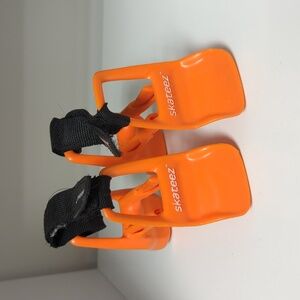 Skateez - Kids Skating Aids